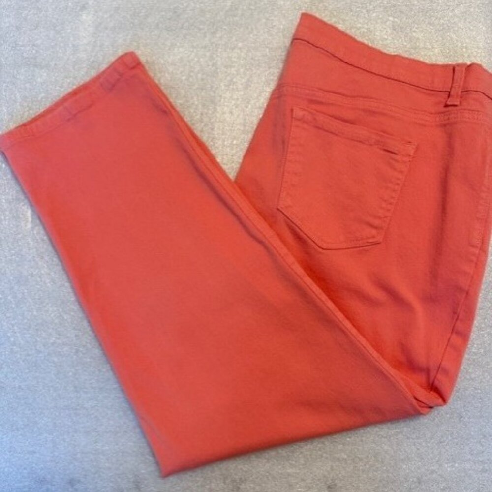 Gloria Vanderbilt Amanda Jeans, Coral, Size 16W Short